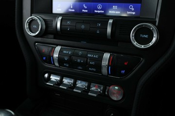 https://vehicle-cdn.autoleague.cloud/30351_61039108_26.jpg