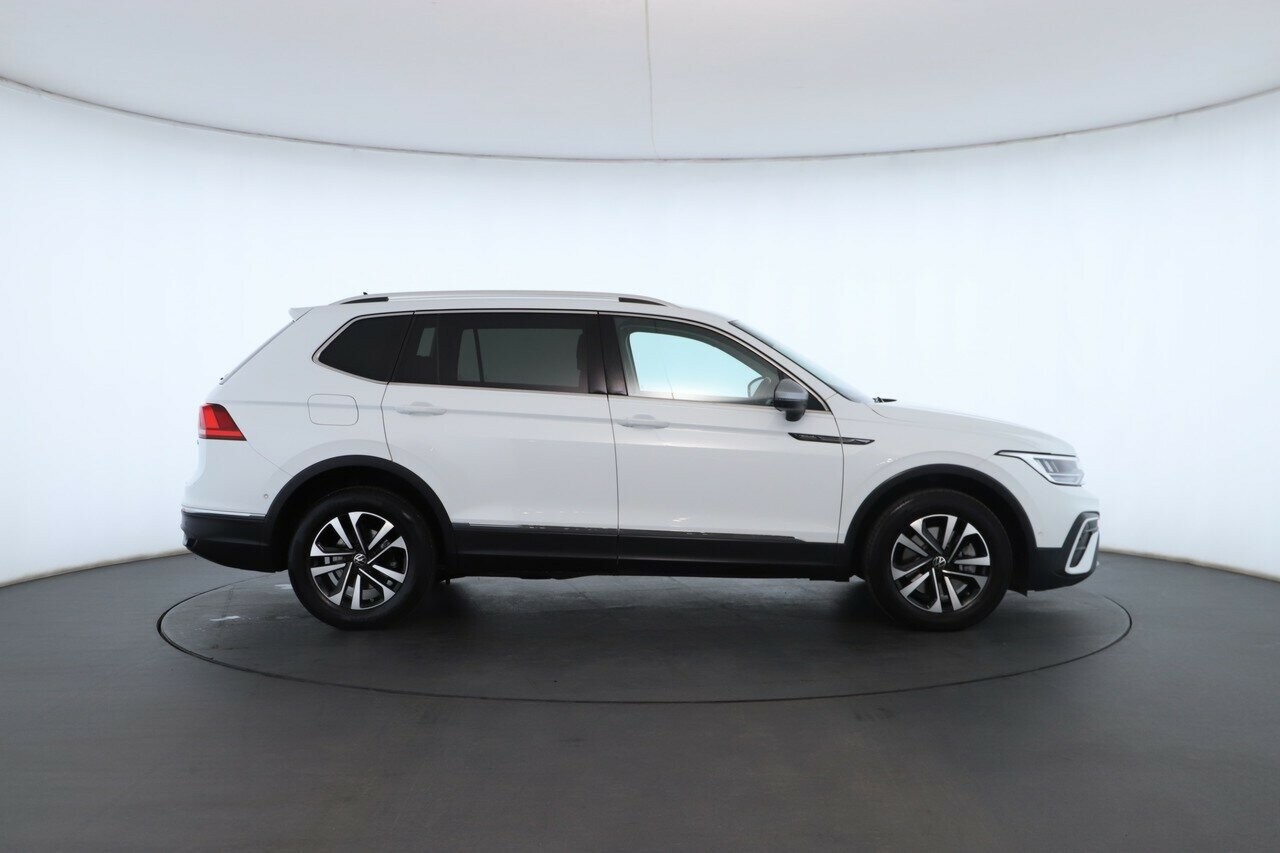 Volkswagen Tiguan image 3