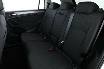 https://vehicle-cdn.autoleague.cloud/30351_61039124_35.jpg