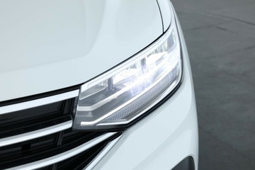 https://vehicle-cdn.autoleague.cloud/30351_61039124_8.jpg