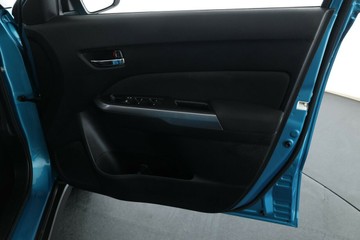 https://vehicle-cdn.autoleague.cloud/30351_61039155_17.jpg