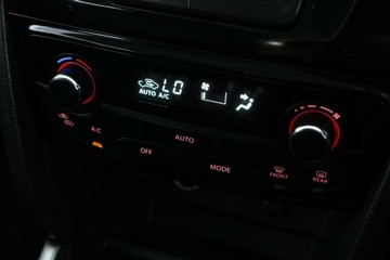 https://vehicle-cdn.autoleague.cloud/30351_61039155_27.jpg