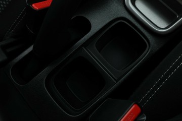 https://vehicle-cdn.autoleague.cloud/30351_61039155_30.jpg