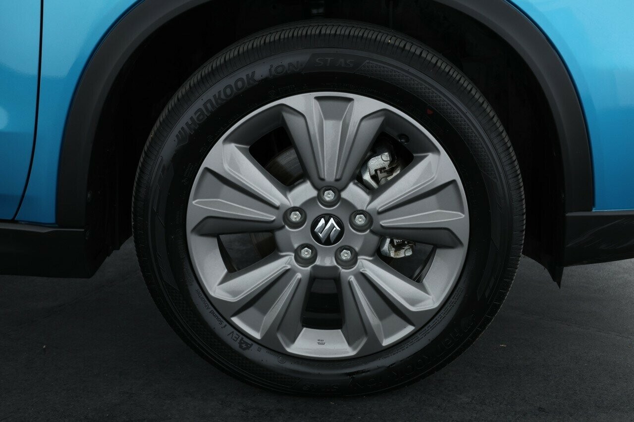 Suzuki Vitara image 4