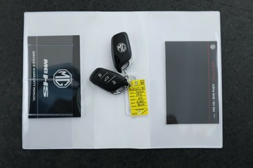 https://vehicle-cdn.autoleague.cloud/30351_61039174_33.jpg
