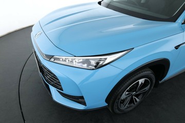 https://vehicle-cdn.autoleague.cloud/30351_61039174_9.jpg