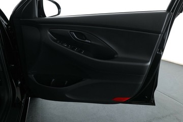 https://vehicle-cdn.autoleague.cloud/30351_61039175_15.jpg