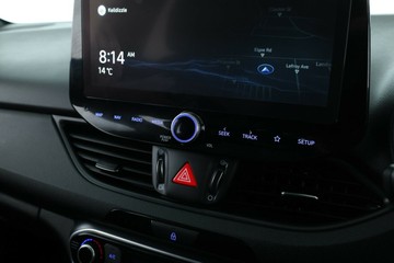 https://vehicle-cdn.autoleague.cloud/30351_61039175_21.jpg