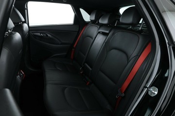 https://vehicle-cdn.autoleague.cloud/30351_61039175_30.jpg