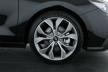 https://vehicle-cdn.autoleague.cloud/30351_61039175_4.jpg