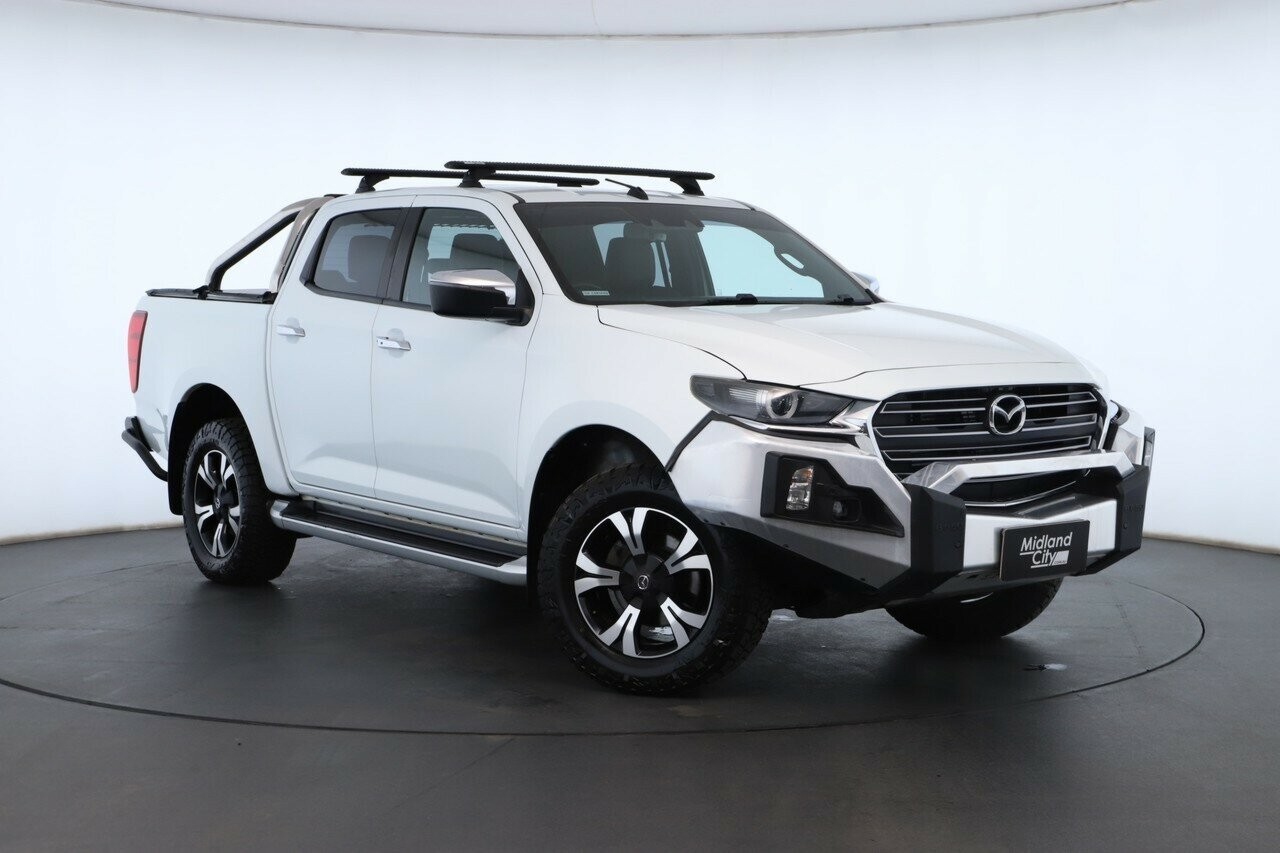 Mazda Bt-50 image 1