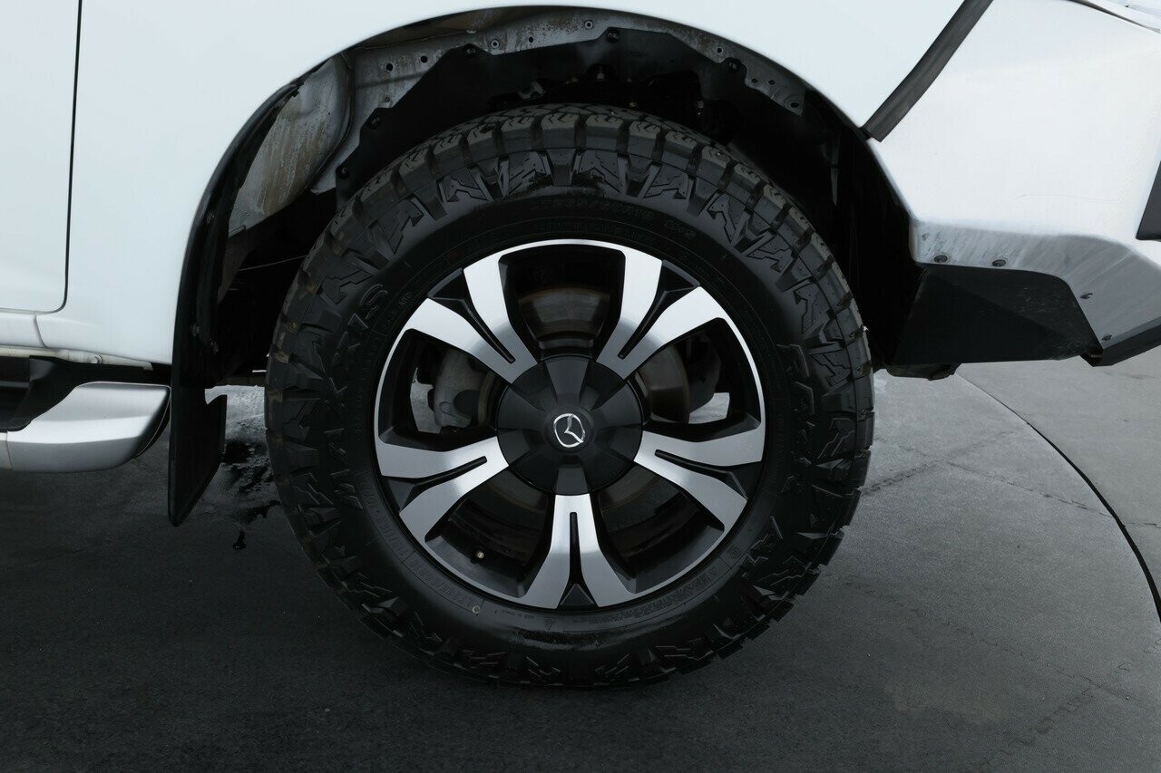 Mazda Bt-50 image 4