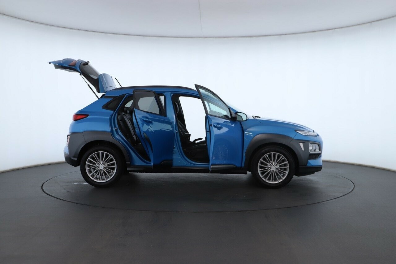 Hyundai Kona image 2