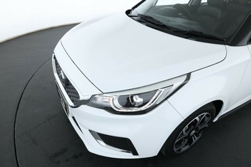 https://vehicle-cdn.autoleague.cloud/30351_61039250_10.jpg