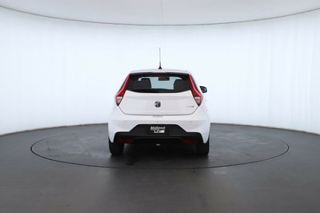 https://vehicle-cdn.autoleague.cloud/30351_61039250_14.jpg