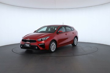https://vehicle-cdn.autoleague.cloud/30351_61039361_10.jpg