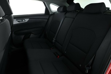 https://vehicle-cdn.autoleague.cloud/30351_61039361_29.jpg