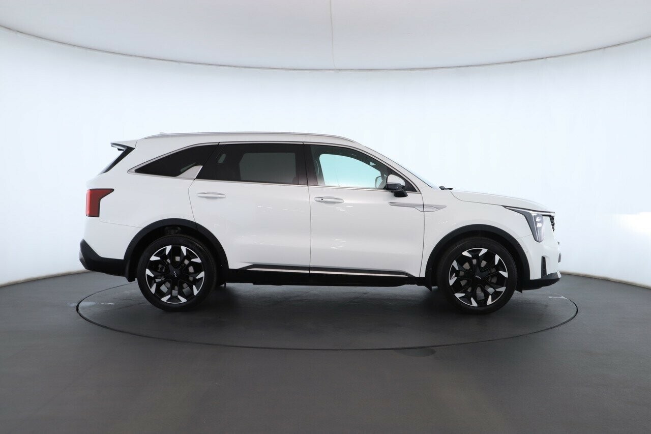 Kia Sorento image 3