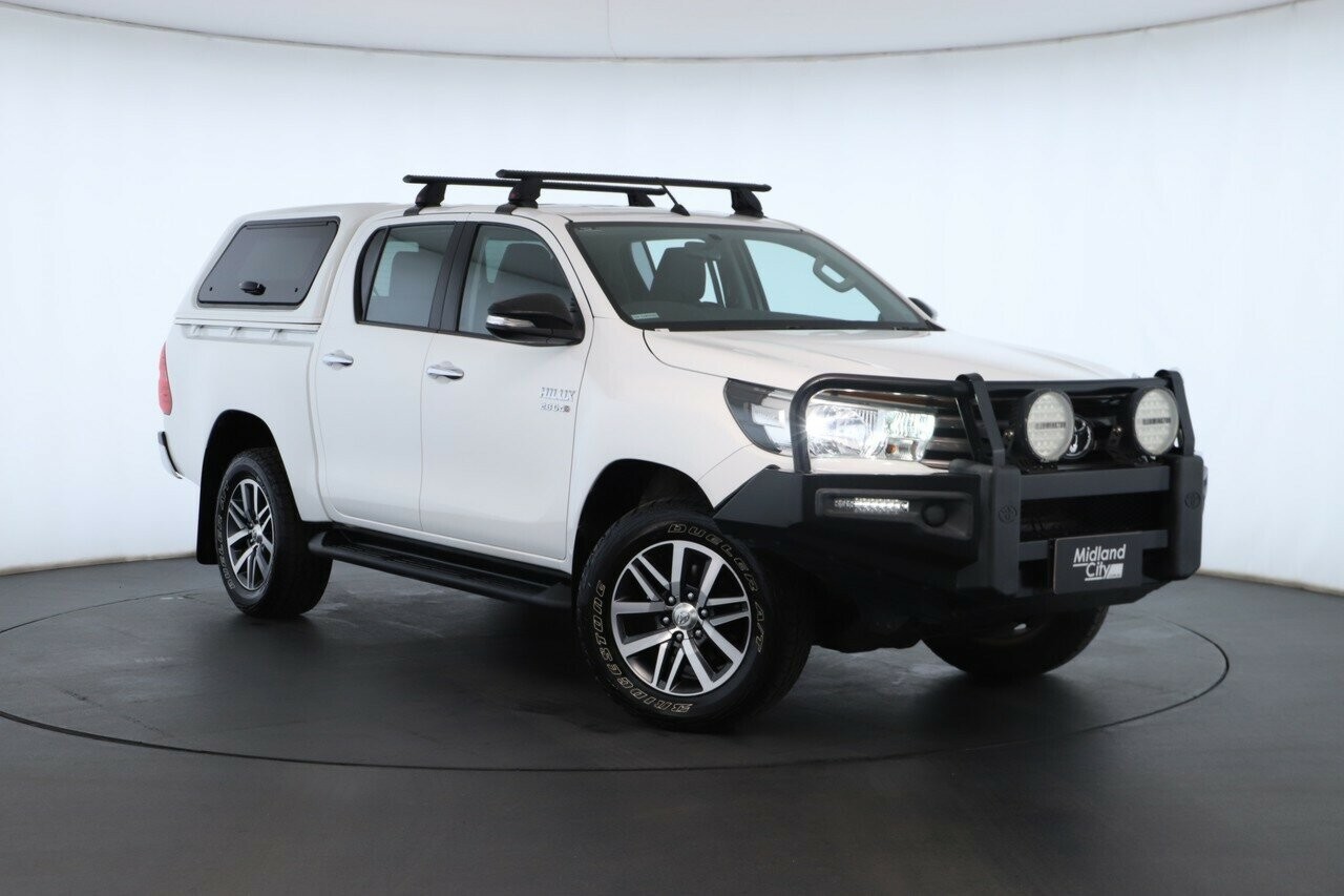 Toyota Hilux image 1