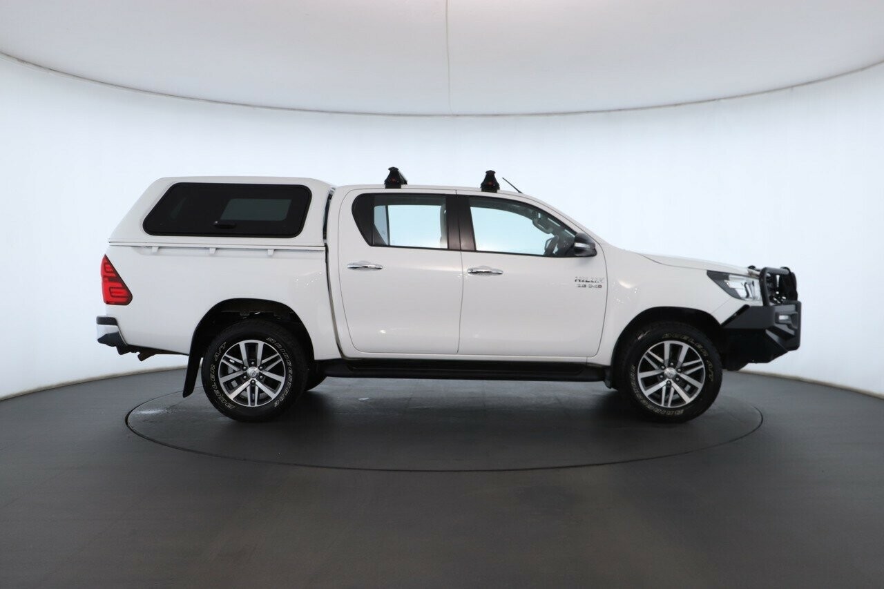 Toyota Hilux image 3