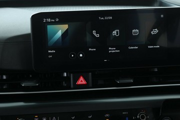 https://vehicle-cdn.autoleague.cloud/30351_61039482_23.jpg