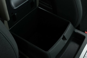 https://vehicle-cdn.autoleague.cloud/30351_61039482_29.jpg