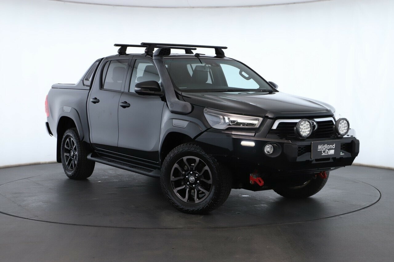 Toyota Hilux image 1