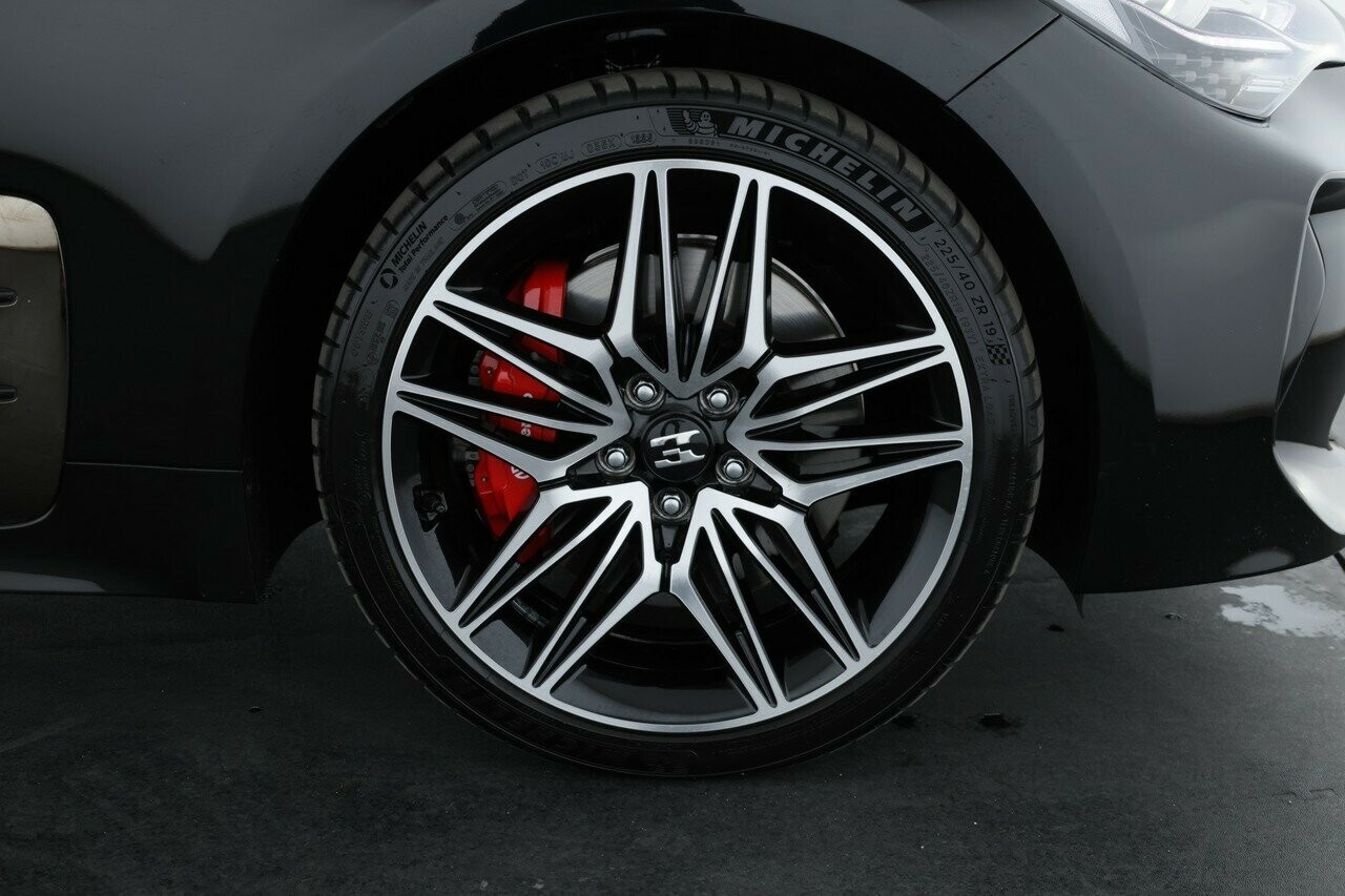 Kia Stinger image 4