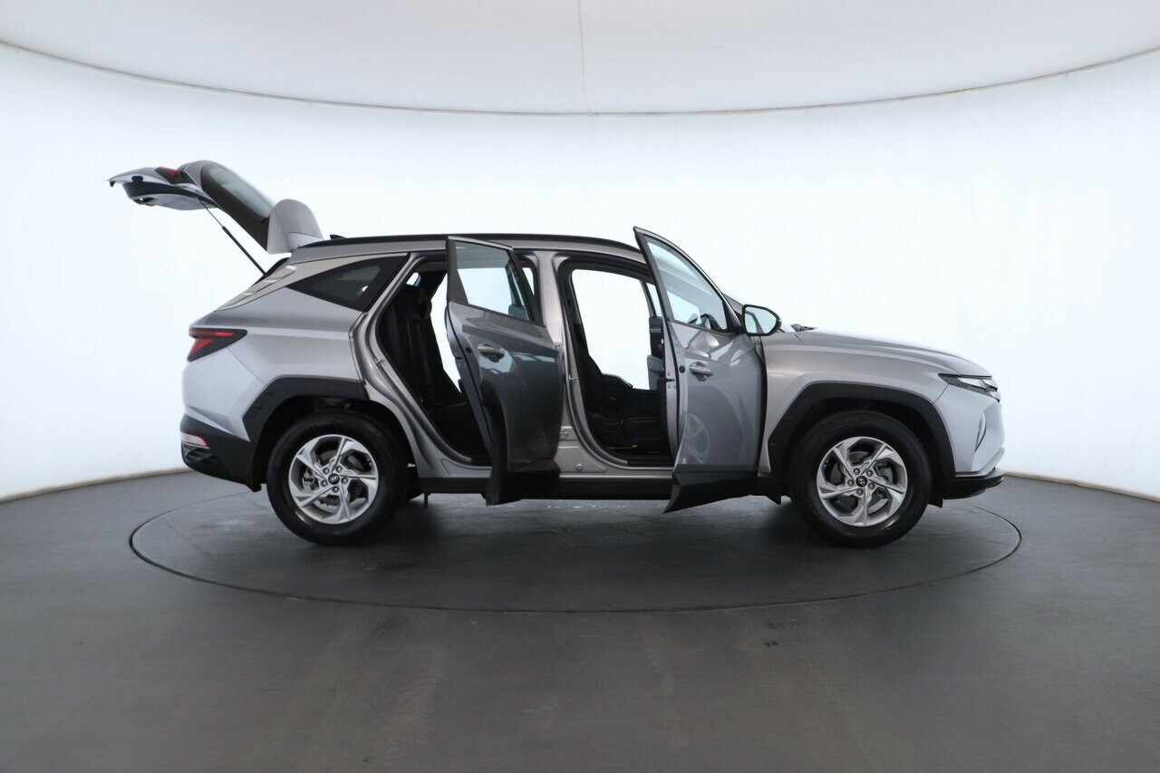 Hyundai Tucson image 2