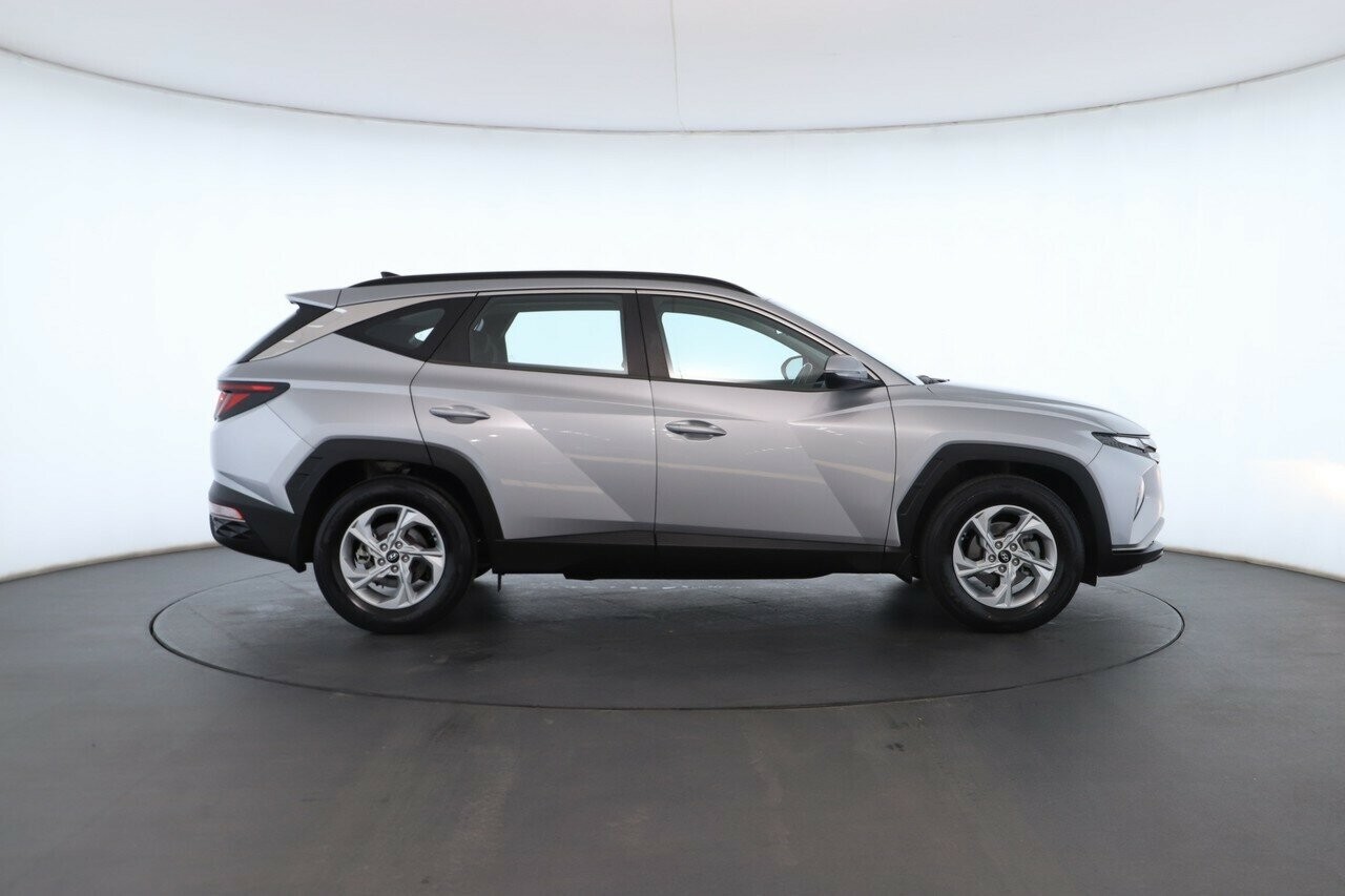 Hyundai Tucson image 3