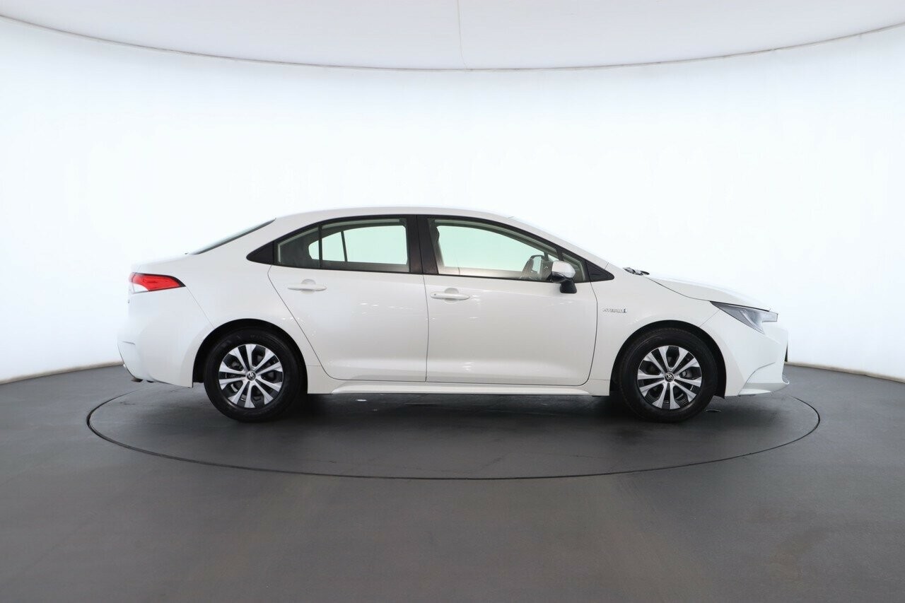 Toyota Corolla image 3