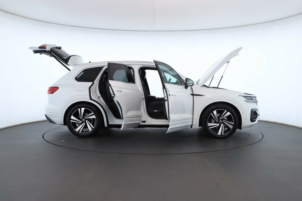 Volkswagen Touareg image 2