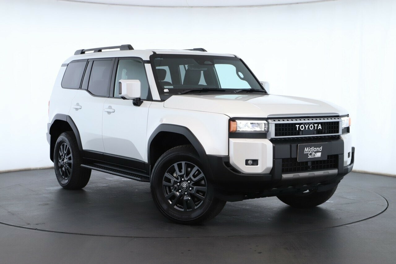 Toyota Landcruiser Prado image 1