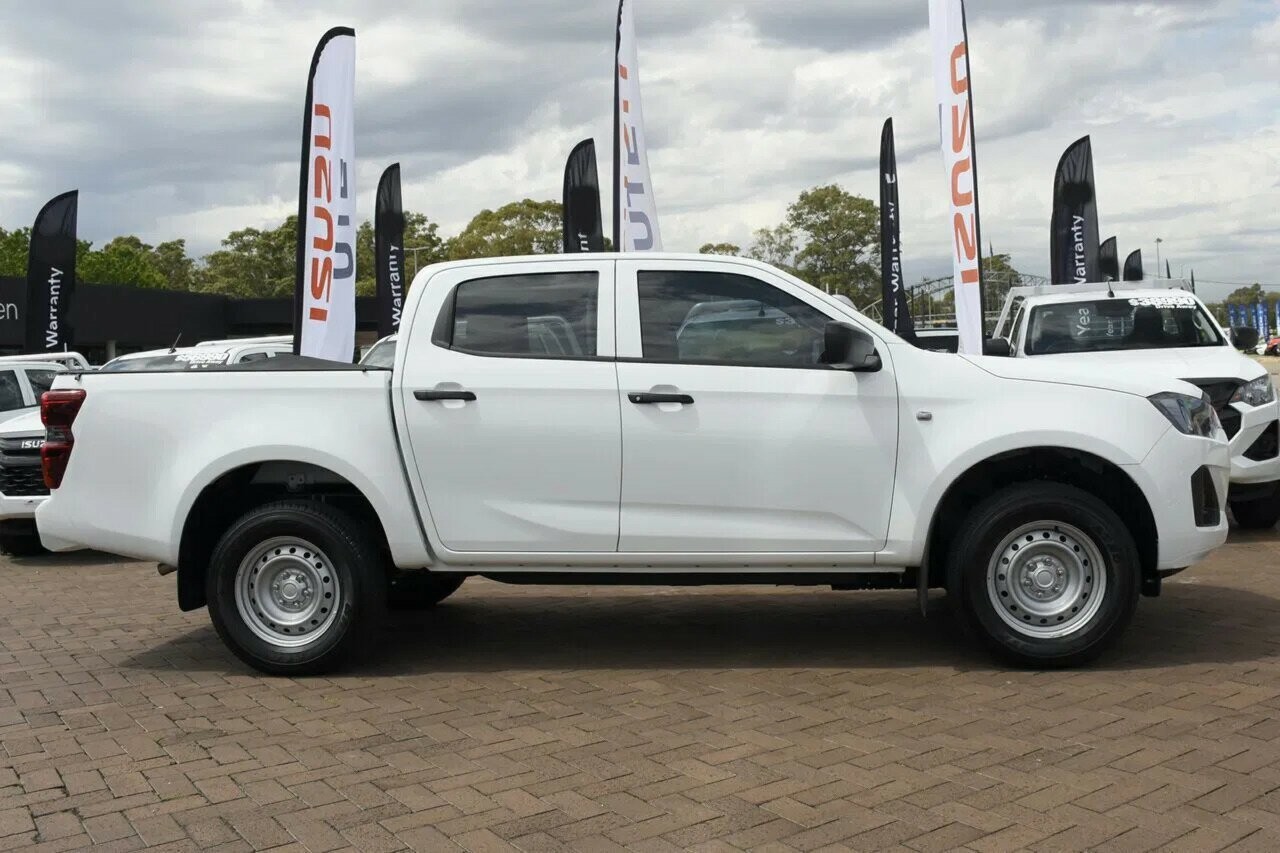 Isuzu D-max image 2