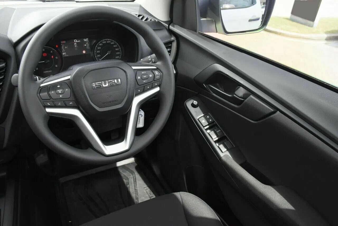 Isuzu D-max image 3