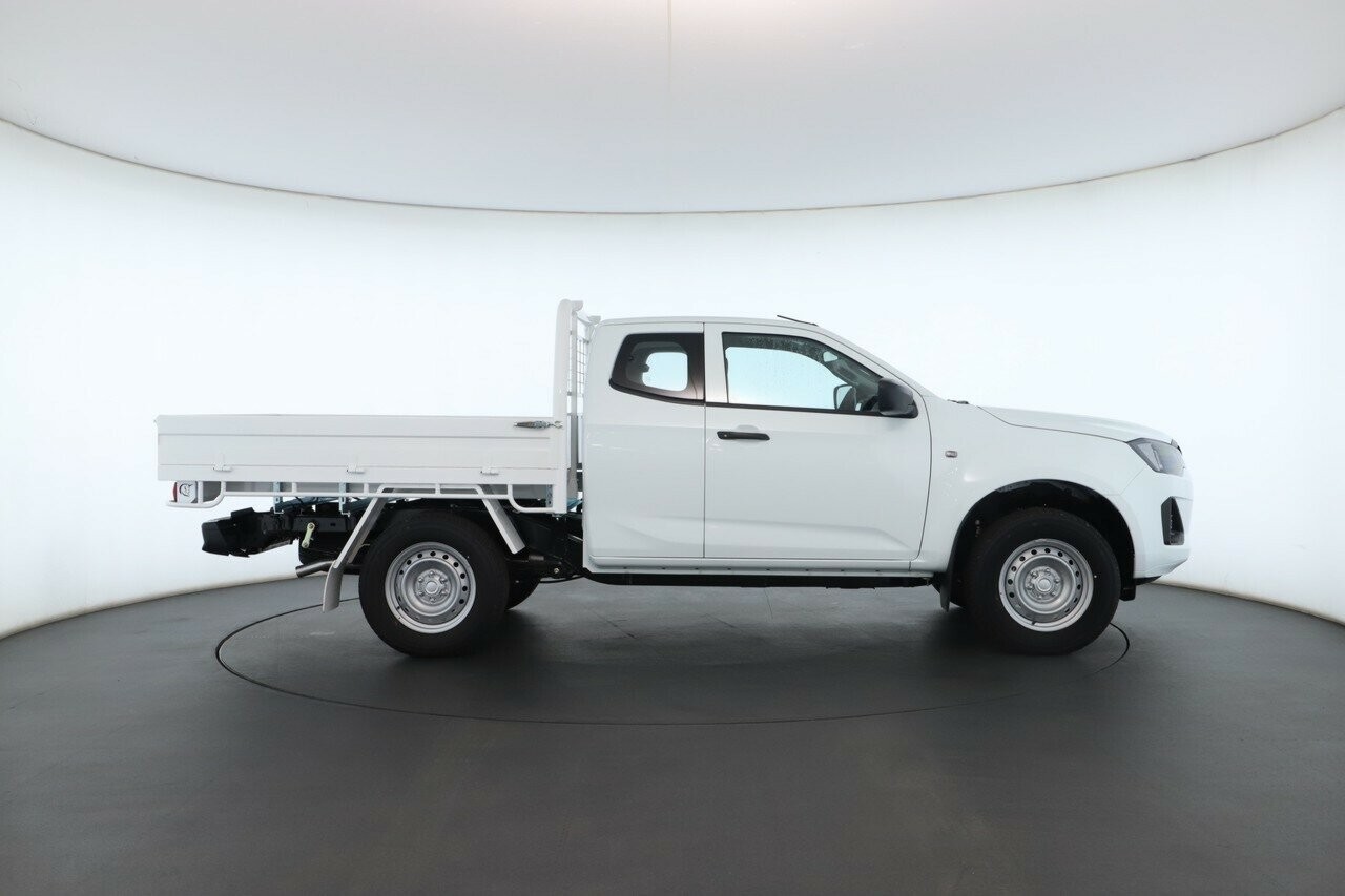 Isuzu D-max image 2