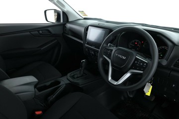 https://vehicle-cdn.autoleague.cloud/30352_940836017_20.jpg
