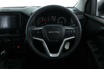 https://vehicle-cdn.autoleague.cloud/30352_940836017_21.jpg