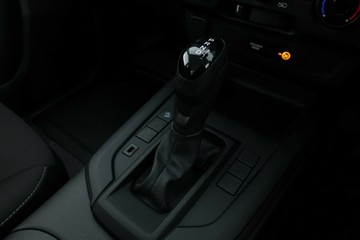 https://vehicle-cdn.autoleague.cloud/30352_940836017_27.jpg