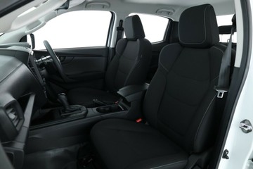 https://vehicle-cdn.autoleague.cloud/30352_940836017_30.jpg