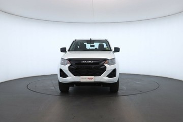 https://vehicle-cdn.autoleague.cloud/30352_940836017_6.jpg
