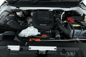 https://vehicle-cdn.autoleague.cloud/30352_940836017_7.jpg