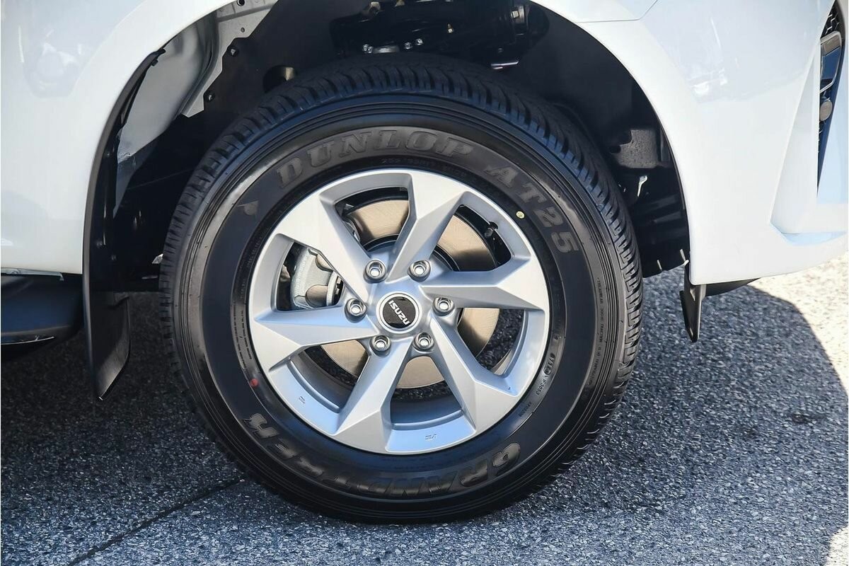 Isuzu Mu-x image 4