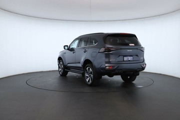 https://vehicle-cdn.autoleague.cloud/30352_940836797_13.jpg