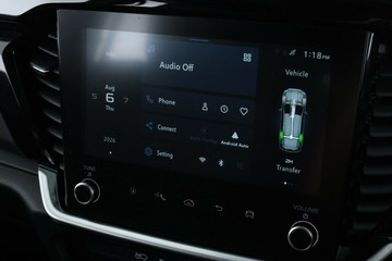 https://vehicle-cdn.autoleague.cloud/30352_940836797_25.jpg