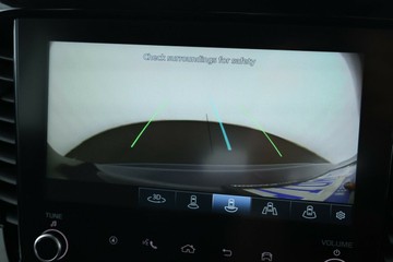 https://vehicle-cdn.autoleague.cloud/30352_940836797_27.jpg