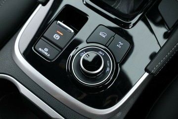 https://vehicle-cdn.autoleague.cloud/30352_940836797_30.jpg