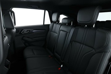 https://vehicle-cdn.autoleague.cloud/30352_940836797_35.jpg