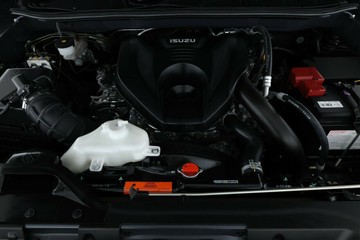 https://vehicle-cdn.autoleague.cloud/30352_940836797_7.jpg
