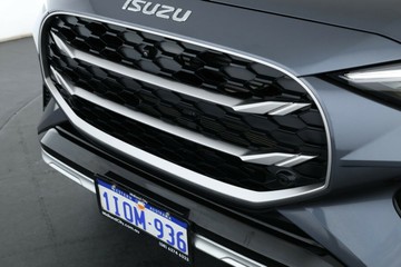https://vehicle-cdn.autoleague.cloud/30352_940836797_9.jpg